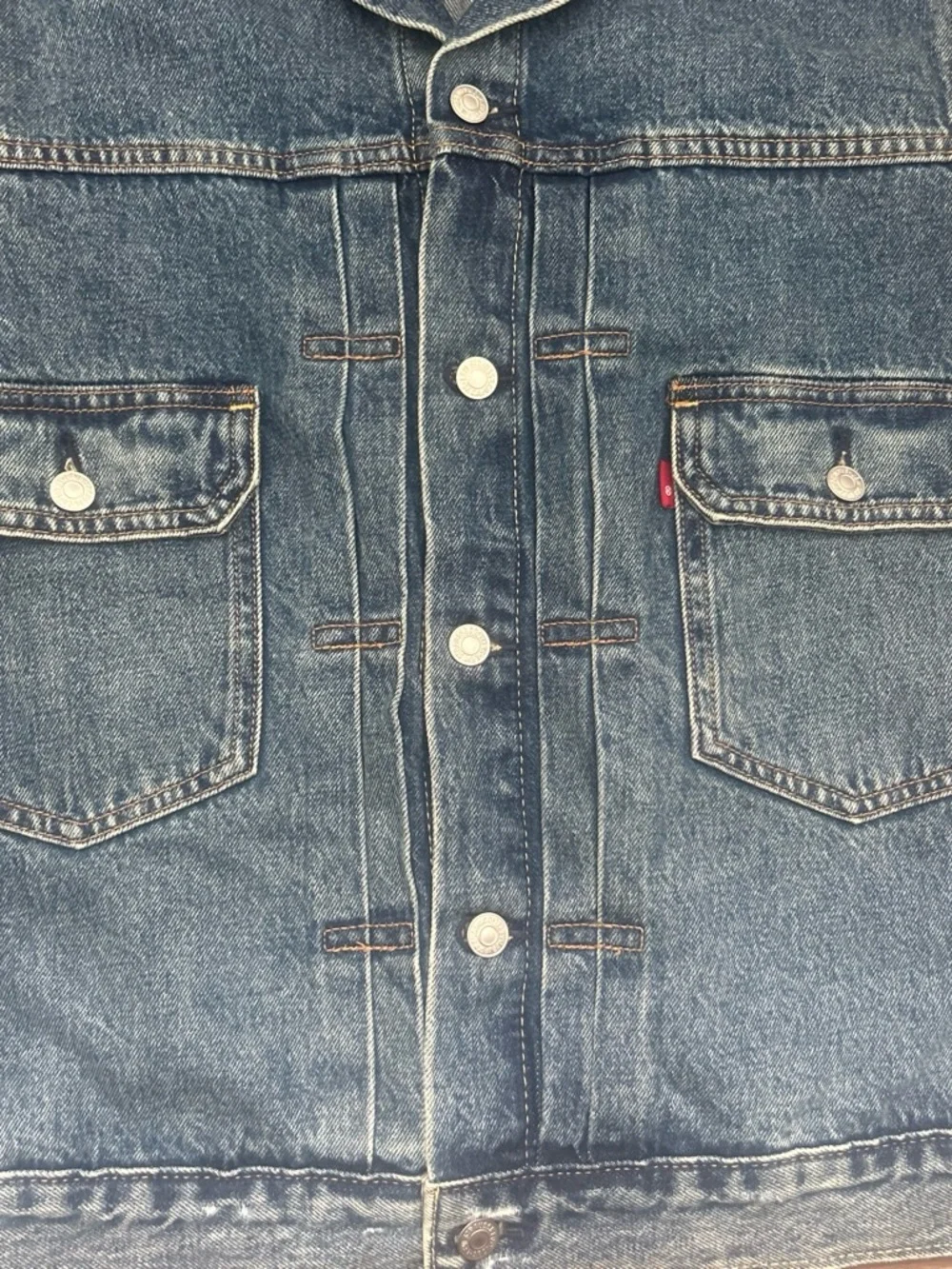 Levis size relaxed